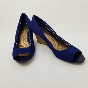 Dexflex by Dexter sz 8 navy blue suede wedge